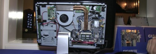 laptop_new_world2-689x240