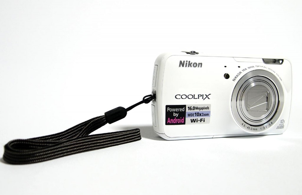MEGATech Reviews - Nikon COOLPIX S800c Android Digital Camera ...